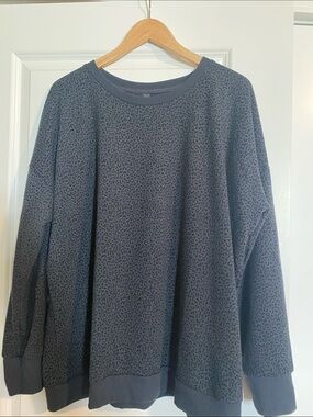 Mondetta Charcoal Leopard Print Crewneck Pullover